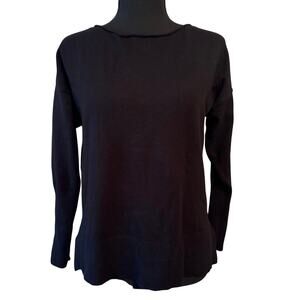 FELINA Black Sweater Size Medium